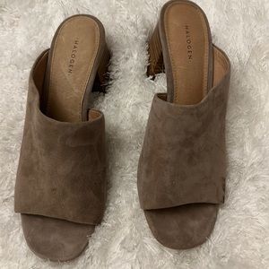 Halogen size 8 suede sandals nwt